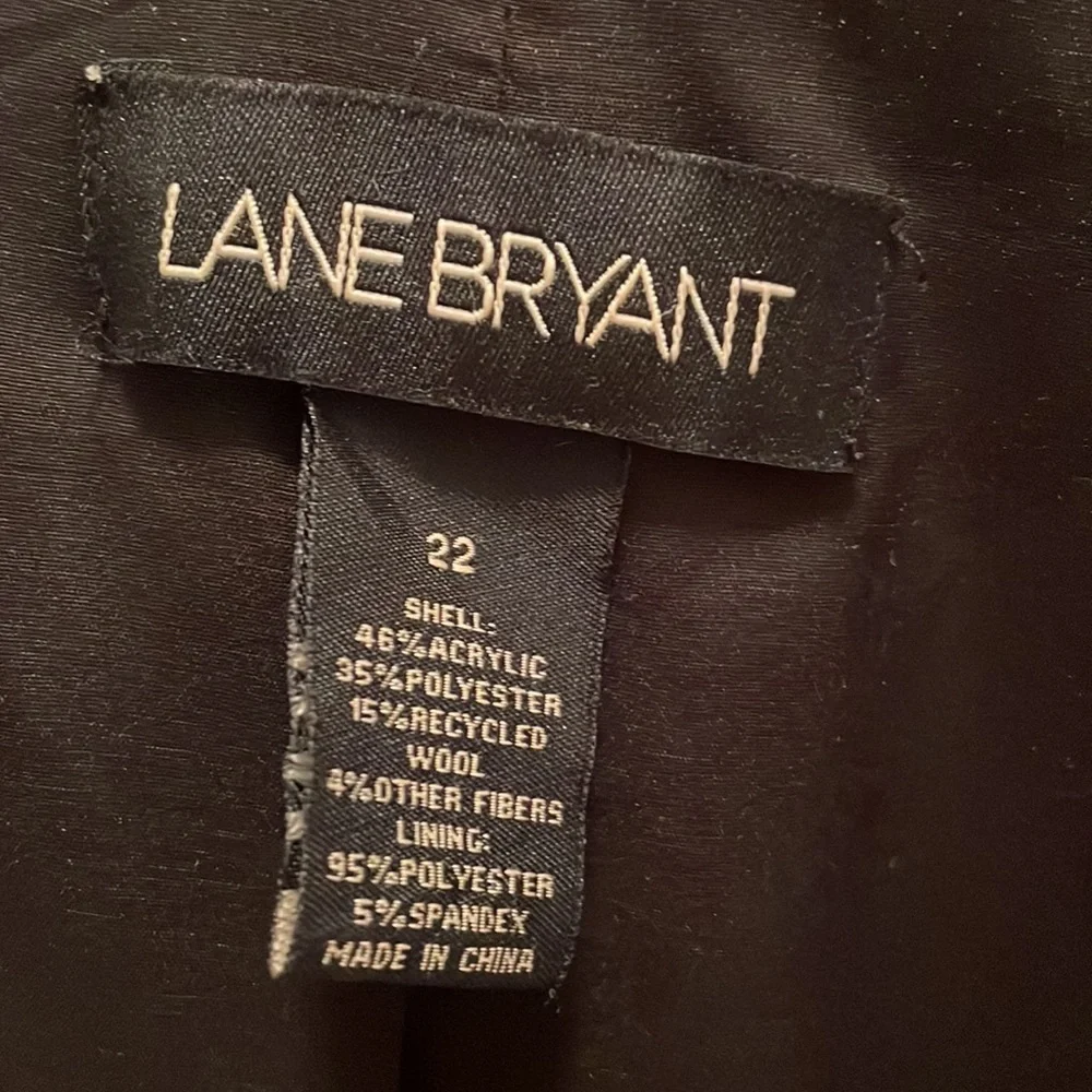 Black and white coat - Picture 2 of 5